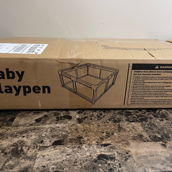 Play Pen - Picture 2 of 2